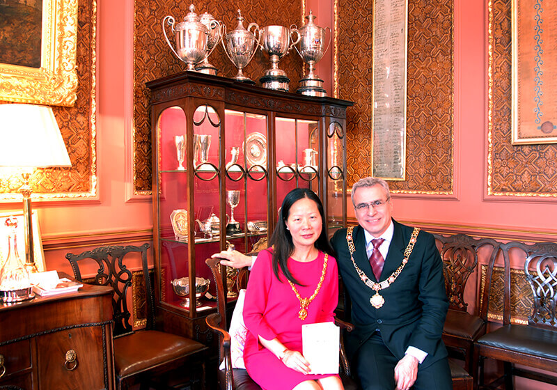 Mei-Ling and Andrew at the mayors office